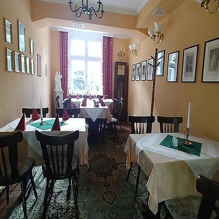 Gasthaus&pension Luisenstube Hotel Neustrelitz
